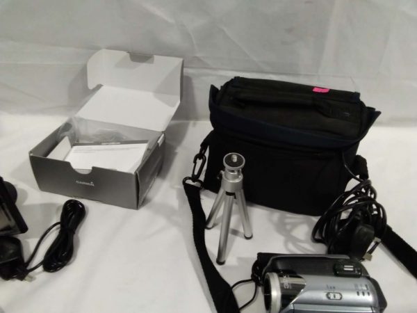 lot 656 camera equipment, sat nav’s, tripod , camera case, cd holders - Image 5