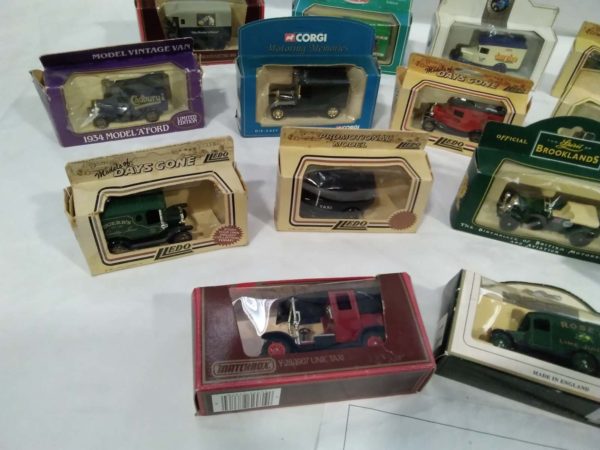 lot 664 16x quantity of diecast model vehicles days gone, matchbox, corgi - Image 3