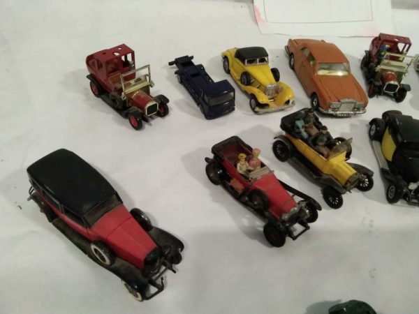 lot 665 quantity of diecast model vehicles inc matchbox & corgi - Image 2