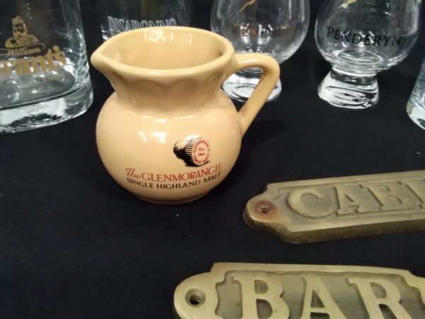 lot 688 Breweriana whiskey glasses & water jug, brass bar & cabin signs - Image 6