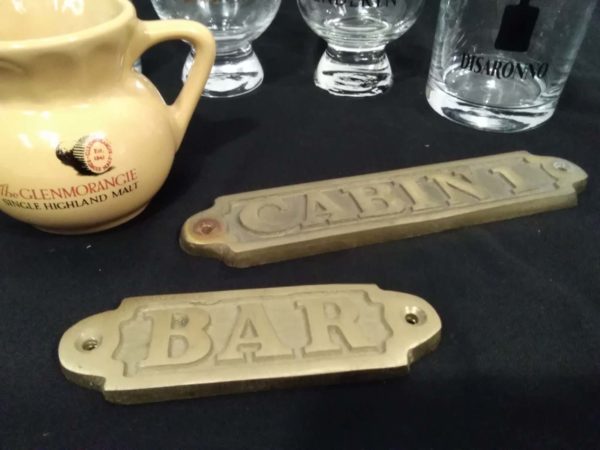 lot 688 Breweriana whiskey glasses & water jug, brass bar & cabin signs - Image 5