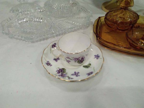 lot 701 amber & clear glass dressing table sets, tea cup & pedestal bowl - Image 5