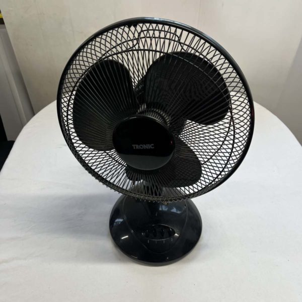 1047 – Tronic Black Electric Fan (Collection Fforestfach)