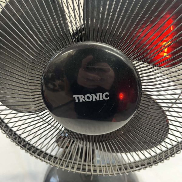 1047 – Tronic Black Electric Fan (Collection Fforestfach) - Image 2