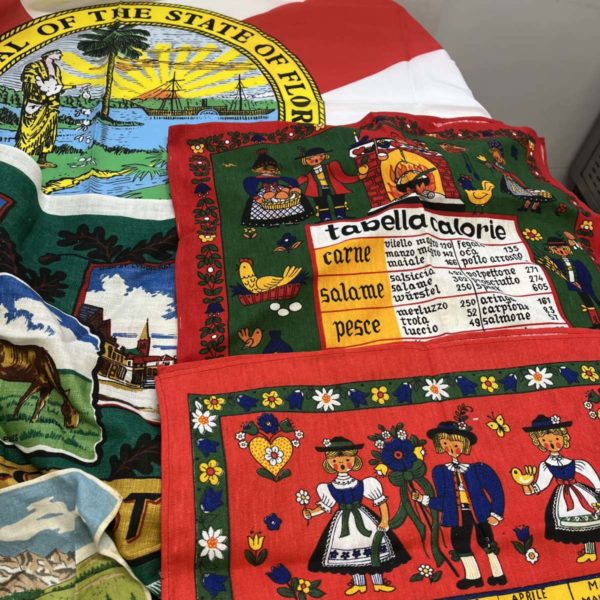 1049 – Selection Of Tea Towels + Florida Flag (Collection Fforestfach) - Image 3