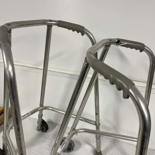 1067 – Zimmer Frames x 2 (Collection Fforestfach) - Image 3