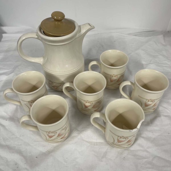 1083 – Coloroll Biltons England Coffee Pot + Mugs  (Fforestfach Collection)