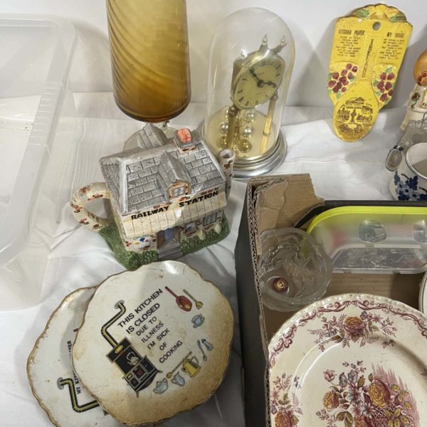 1086 – Miscellaneous Items Including Decorative Plates  (Fforestfach Collection) - Image 4