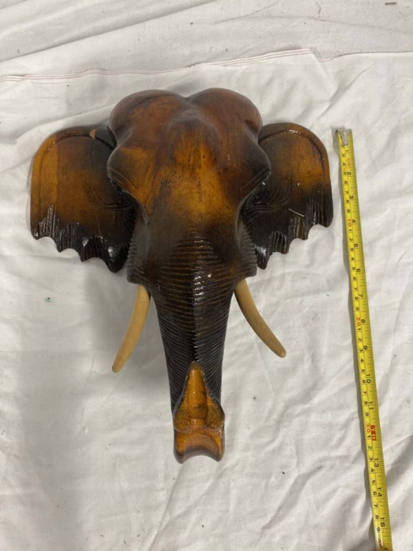 DD2007-WOOD ELEPHANT HEAD WALL HANGING-12 INCHES AS SEEN