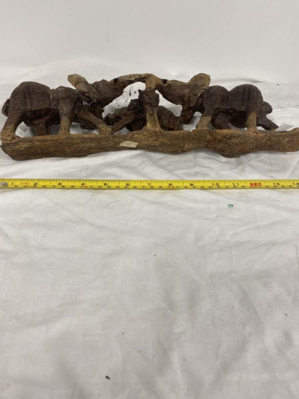 DD2009-WOOD CARVING OF THREE ELEPHANTS 15 INCHES LONG - Image 3