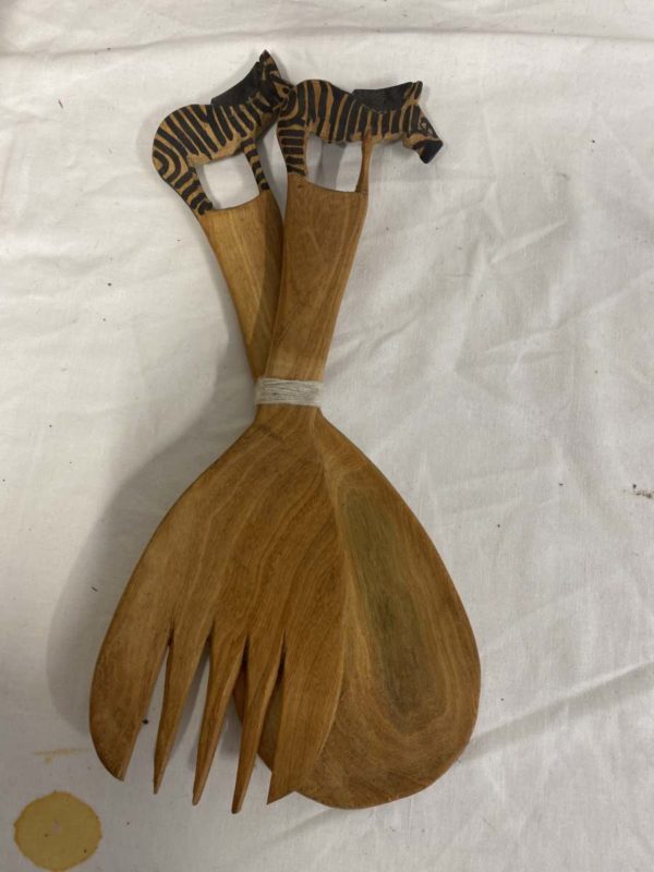 DD2013-SET OF CARVED WOOD SPOON AND FORK WITH ZEBRA