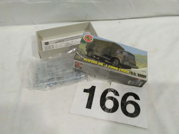 lot 166 Airfix Bedford MK 1 Tonne Truck ( package still sealed)