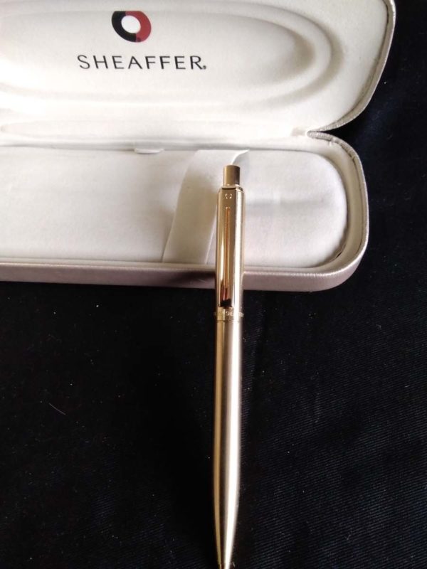 lot 196 cased sheaffer gold plated pen - Image 4