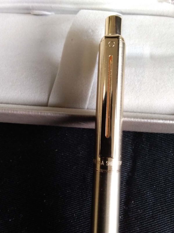 lot 196 cased sheaffer gold plated pen - Image 3