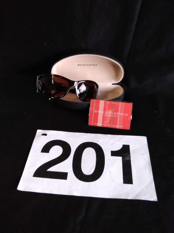 lot 201 cased Bruce Oldfield sunglasses - Image 2