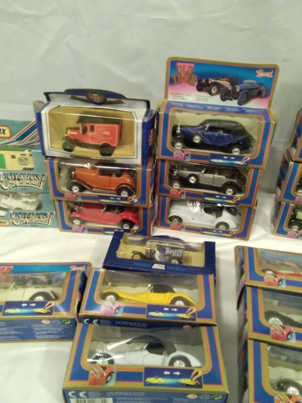 lot 236 Die cast model Vehicles inc Matchbox - Image 5