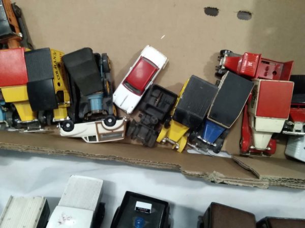 lot 237 diecast model vehicles inc Solido, matchbox, Corgi - Image 6