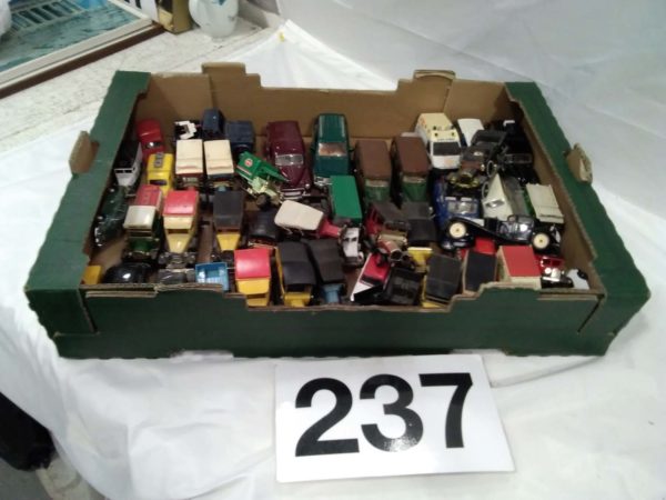 lot 237 diecast model vehicles inc Solido, matchbox, Corgi