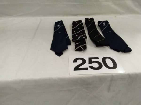 lot 250 4 x gents ties including sports related - Image 2