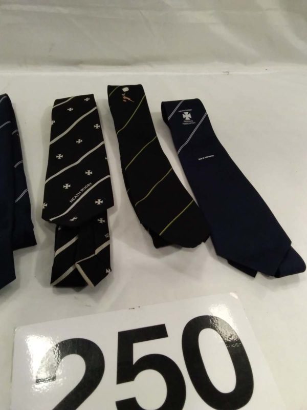 lot 250 4 x gents ties including sports related - Image 4