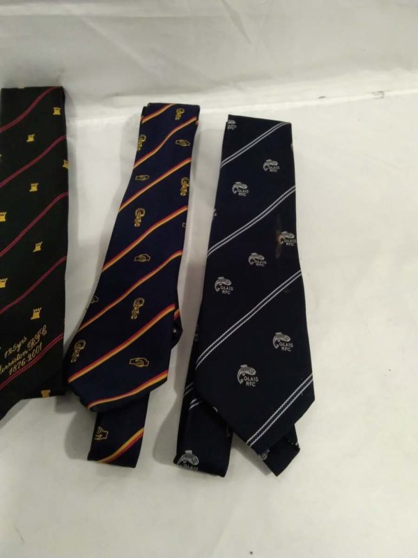 lot 252 5 x gents ties including sports related - Image 3