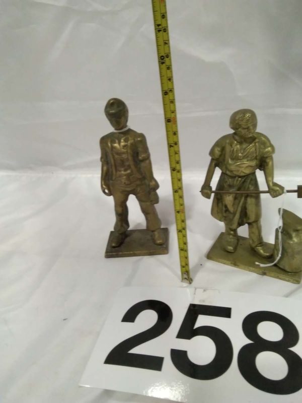 lot 258 brass miner & blacksmith figures - Image 3