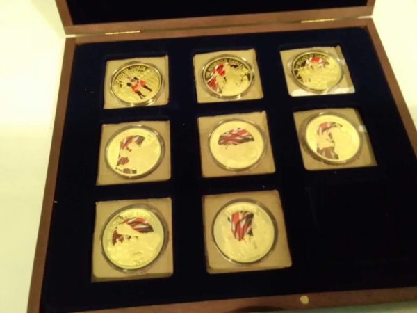 lot 266 incomplete boxed set of ‘The Royal Regiment’s’  in presentation case with cert - Image 6