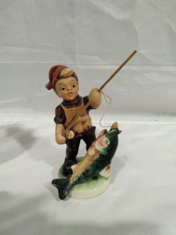 lot 279 Danbury mint Hummel plate, West German Friedel Alvaria Figurine, 2x Goebel Figures - Image 9