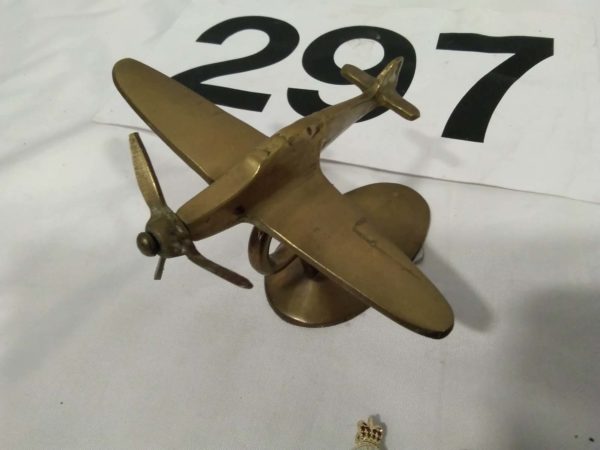 lot 297 brass model of WW2 spitfire, Veteran badge & RAF Badge - Image 4