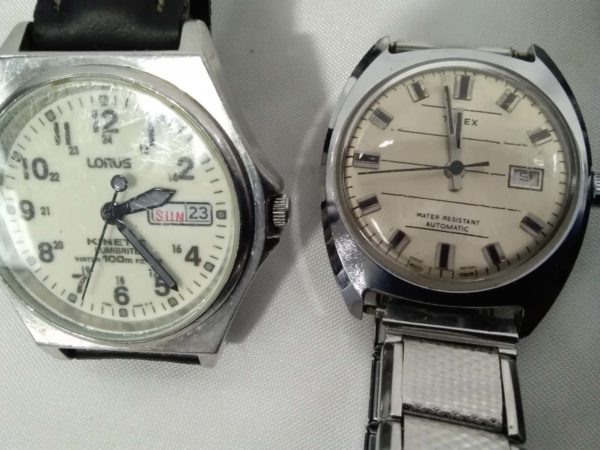 lot 312 collection of 3 vintage wristwatches -Timex, Lorus & Invicta - Image 5