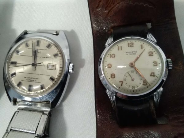 lot 312 collection of 3 vintage wristwatches -Timex, Lorus & Invicta - Image 4