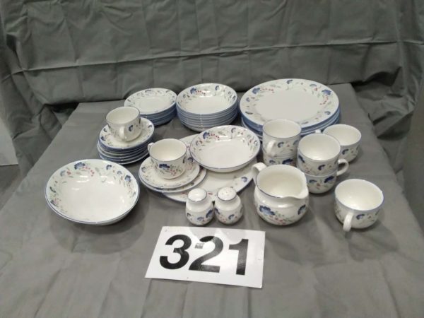 lot 321 Expressions teaset Windermere 46 pieces - Image 2