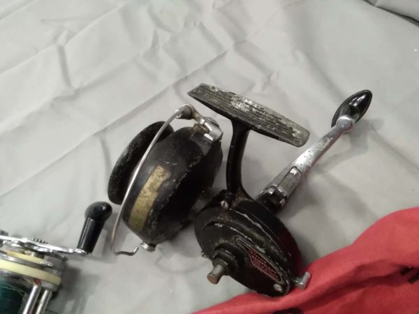 lot 330 2 fishing reels - Image 4