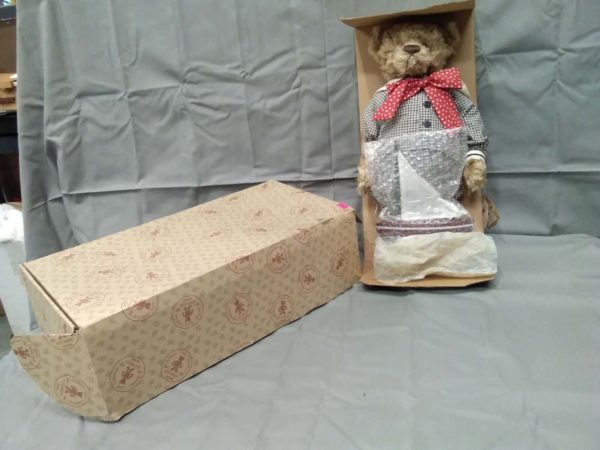 lot 338 boxed limited edition teddy bear Bartons Creek collection