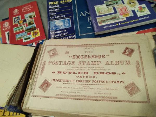 lot 339 stamp albums, books, pamphlets, magazines - Image 6