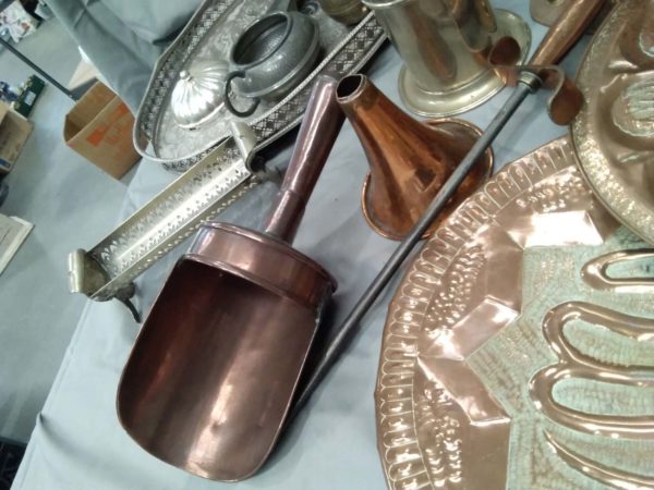 lot 340 assorted metal ware  & copper - Image 2