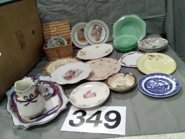 lot 349 Crown Royal daffodil plate, selection of China - Image 2