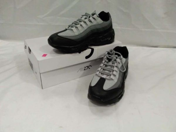 lot 364 size 6 trainers