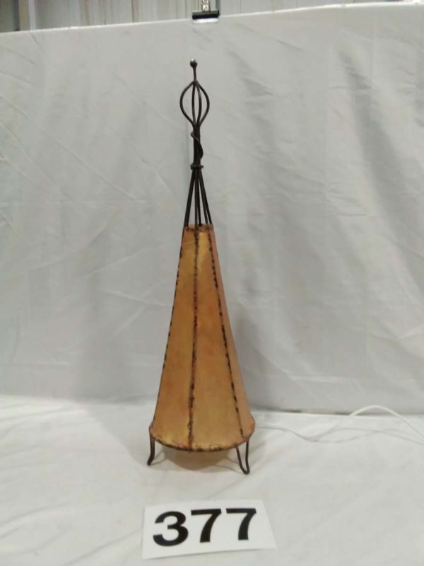 lot 377 re-wired Wigwam lamp ( working) - Image 4