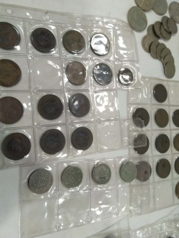 lot 379 quantity of old coins - Image 3