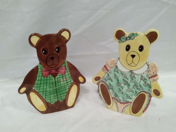 lot 403  2 x bears by Nina kitchen utensil holders