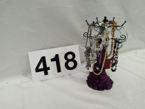 lot 418 jewellery stand with costume jewellery spider brooch/pendant etc - Image 7