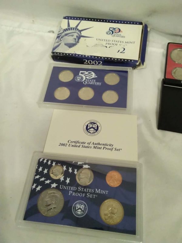 lot 419 4 x boxed sets of United States Mint proof sets - Image 2