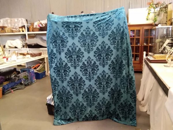 lot 450 5 x throws including turquoise jacquard throw - Image 2