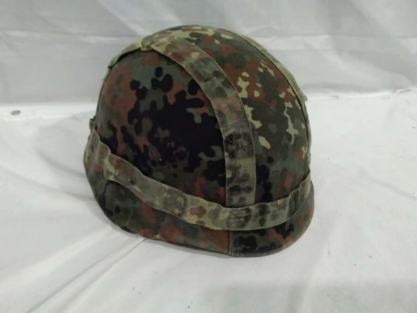 lot 505 military helmet - Image 2