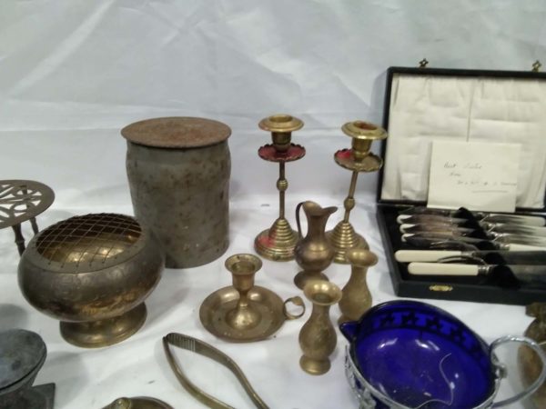 lot 525 quantity of metalware Inc brass - Image 8