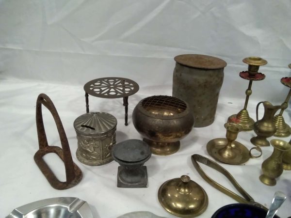 lot 525 quantity of metalware Inc brass - Image 7