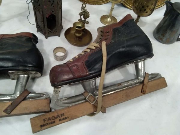 lot 531 mixed metal ware & vintage ice skates - Image 8