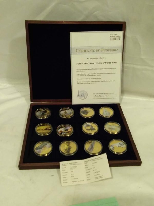 lot 545 75th Anniversary of the 2nd world war 12 coin set - Image 2