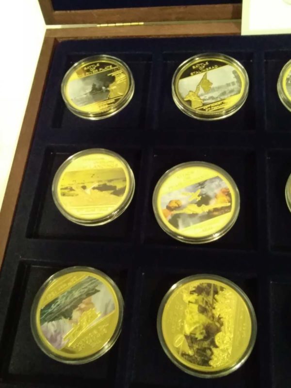 lot 545 75th Anniversary of the 2nd world war 12 coin set - Image 5